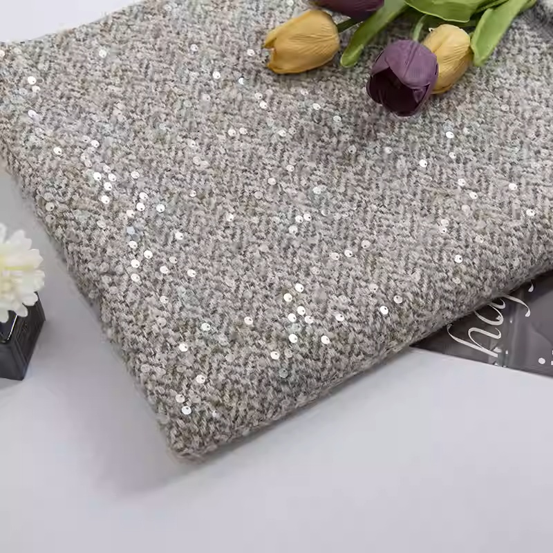Light Grey With Sequin Yarn-Dy - Sewing Tweed 리뷰 및 가격
