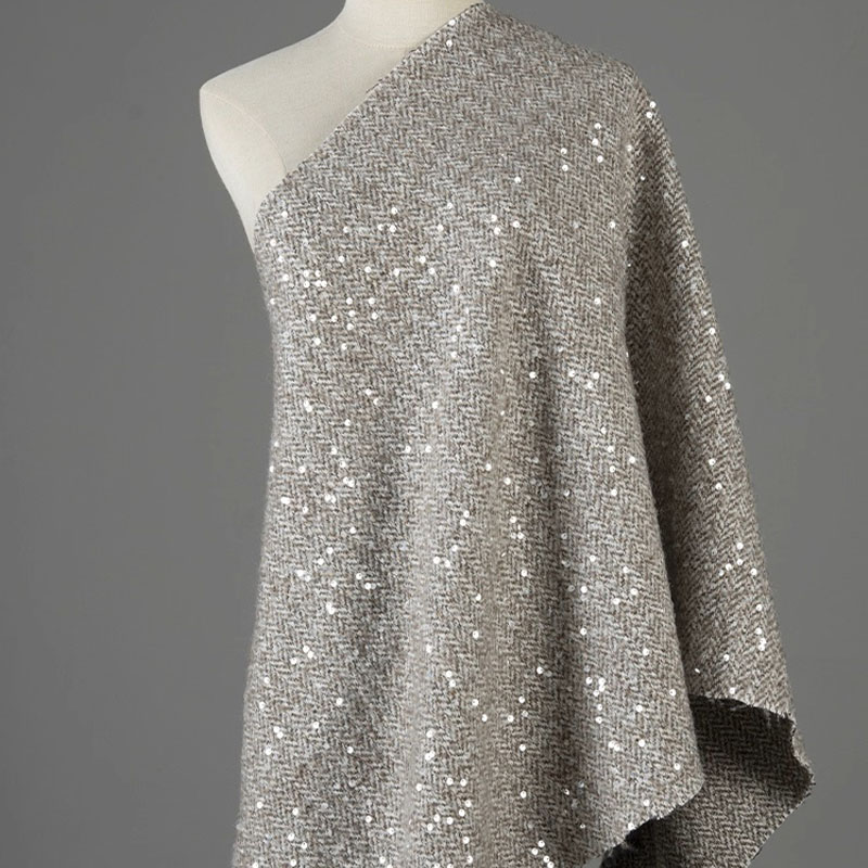 Light Grey With Sequin Yarn-Dy - Sewing Tweed 리뷰 및 가격